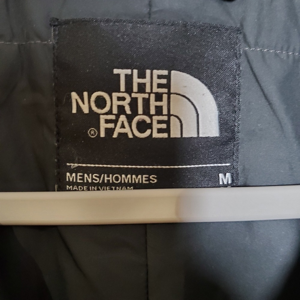 The North Face Mens Insulated Bomber Jacket Olive Green Medium Full Zip Pockets - Picture 3 of 10